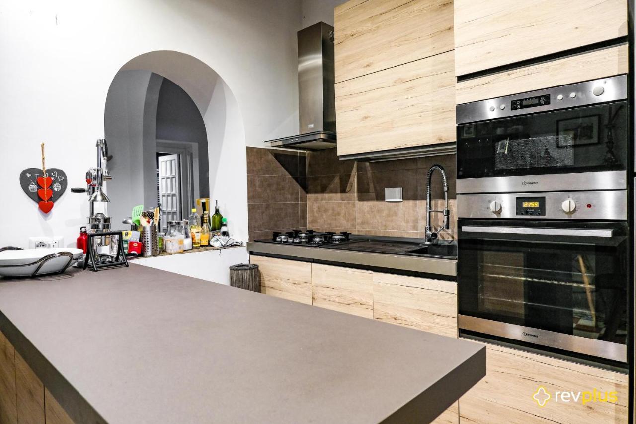 Ml Luxury Apartment Rzym Zewnętrze zdjęcie